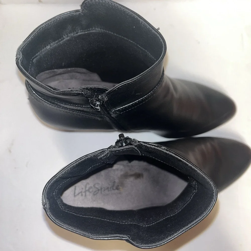 LifeStride Women 8M Black Kitten Heel Ankle Boots Buckle Strap Office Chic GUILD